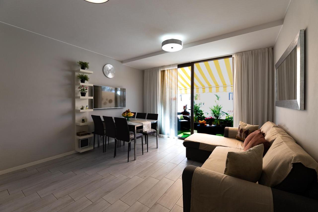 Beautiful Duplex In 3 Minutes Walking To The Beach In Playa De Las Americas Dış mekan fotoğraf